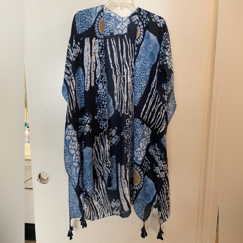 Be Clever Women’s Shawl Sleeved Cover Up Blue White Boho Print L Large  NWT